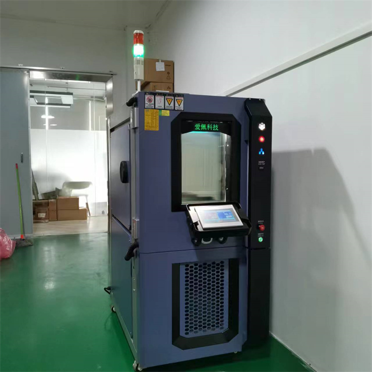 高低温交变冲击试验箱出现结冰及冰堵的原因