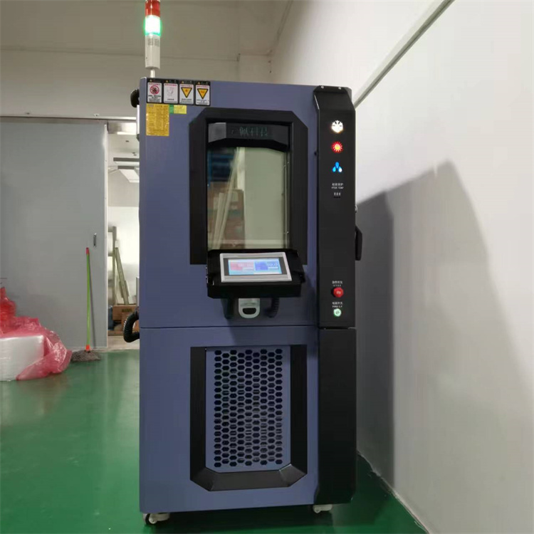 23度50湿度的小的恒温恒湿箱