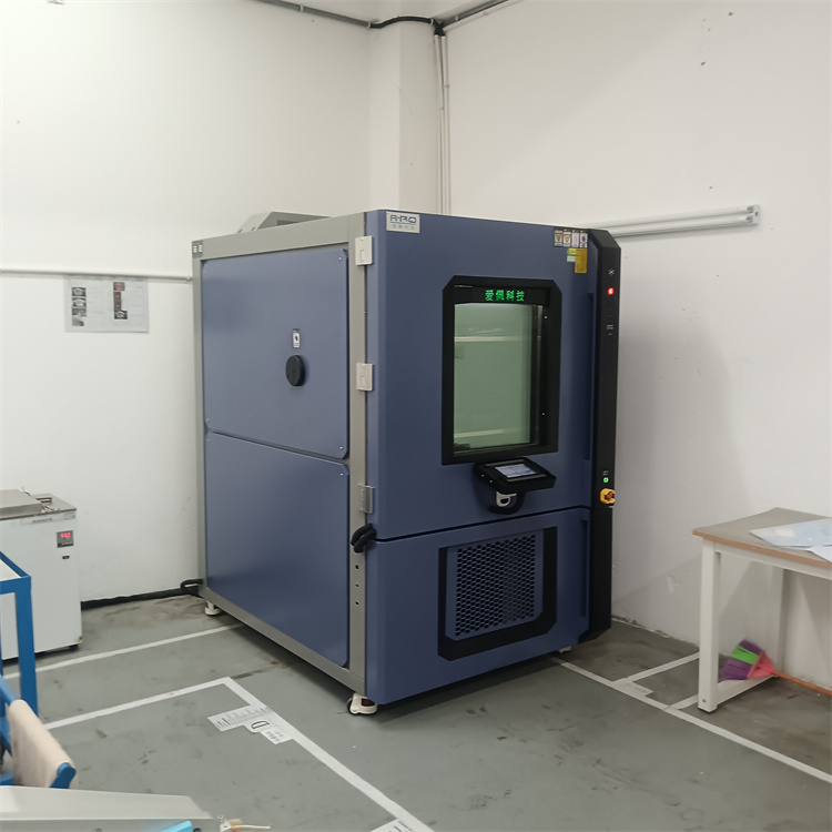 希臣(武汉)汽车内饰件有限公司与爱佩科技线性2℃/min快速温变试验箱成交案例